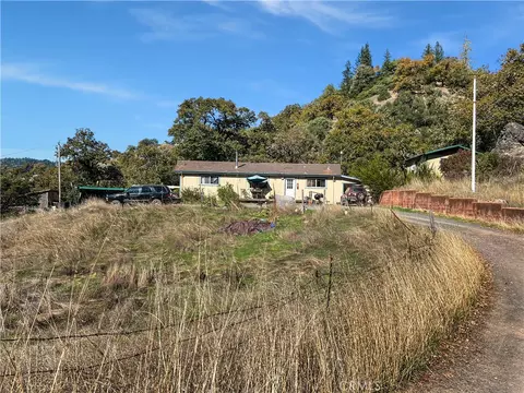 8600 Cave Crk, Redwood Valley, CA 95470