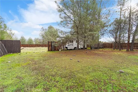 1850 Spring Valley Rd, Clearlake Oaks, CA 95423