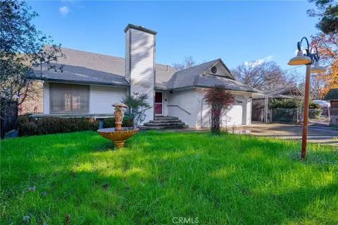 17730 Pomo Trl, Clearlake Oaks, CA 95423