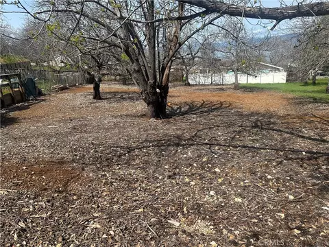 3165 Marina View Dr, Kelseyville, CA 95451