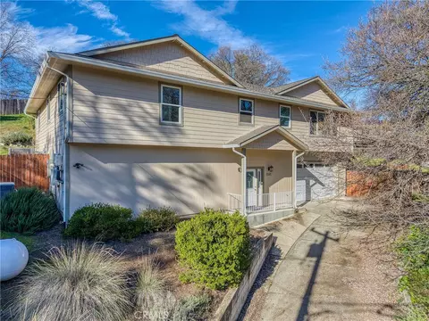 5585 Sunrise Dr, Kelseyville, CA 95451