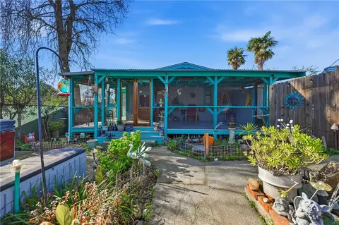 6824 Crump Ave, Nice, CA 95464