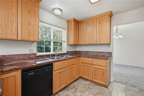 Kitchen - 16211 Golf, Cobb, CA 95426 photo 3 of 3