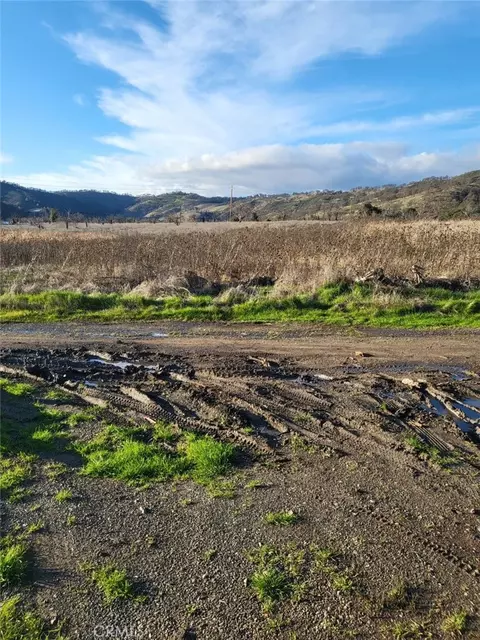 2810 10th St, Clearlake, CA 95422 photo 7