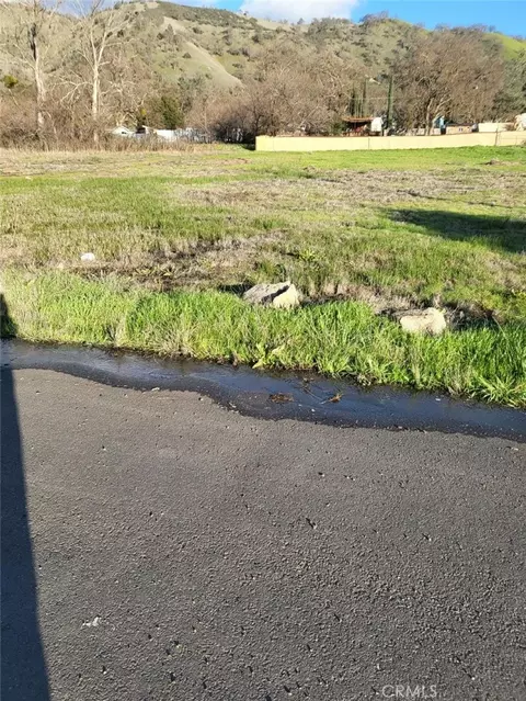 2810 10th St, Clearlake, CA 95422 photo 9