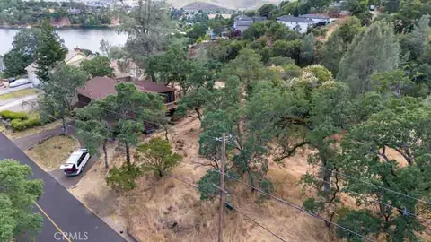 18337 N Shore Dr, Hidden Valley Lake, CA 95467