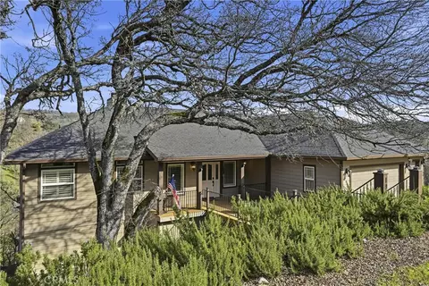 19438 Donkey Hl, Hidden Valley Lake, CA 95467