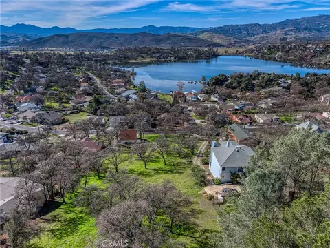 18954 Deer Hill Rd, Hidden Valley Lake, CA 95467