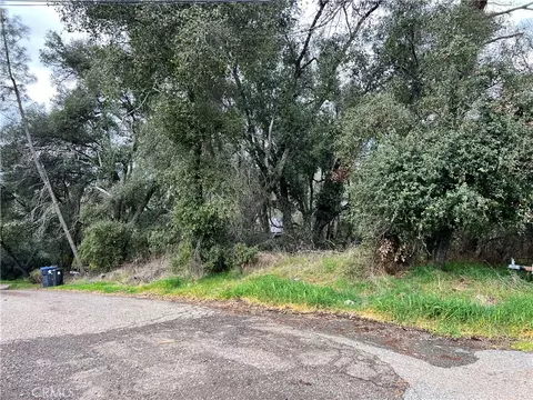 7166 Butte Ct, Nice, CA 95464 photo 2