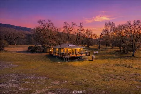 30429 Ridgewood Dr, Potter Valley, CA 95469