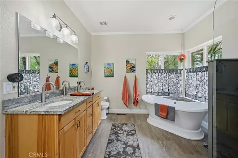 Bath - 8863 Fox Dr, Cobb, CA 95426 photo 1 of 5