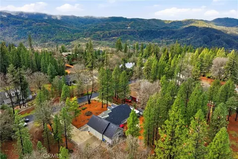View/Area - 8863 Fox Dr, Cobb, CA 95426 photo 5 of 5