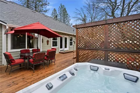 Exterior - 8863 Fox Dr, Cobb, CA 95426 photo 2 of 14