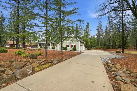 Exterior - 8863 Fox Dr, Cobb, CA 95426 photo 13 of 14