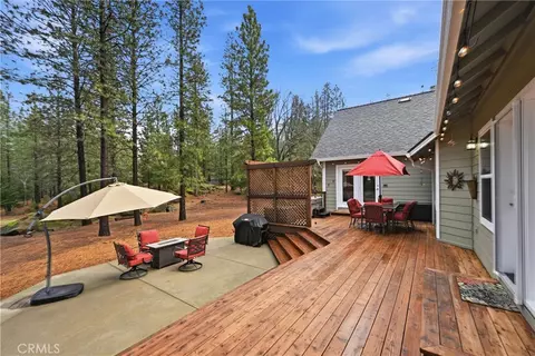 Exterior - 8863 Fox Dr, Cobb, CA 95426 photo 4 of 14
