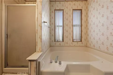 Bath - 1518 Monroe, Ukiah, CA 95482 photo 2 of 3