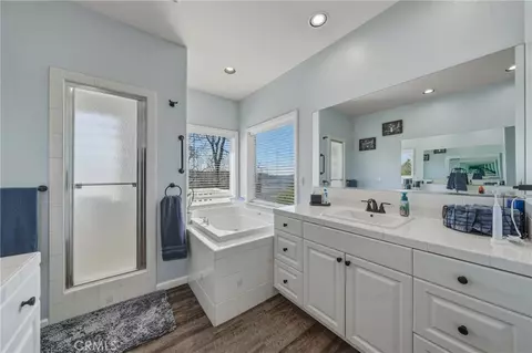 Bath - 9183 Fox, Cobb, CA 95426 photo 2 of 5
