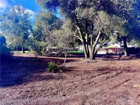 3086 12th St, Clearlake, CA 95422 photo 3