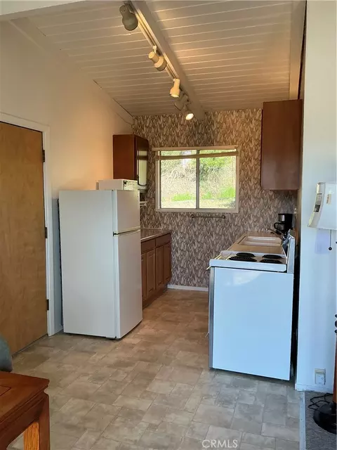 Kitchen - 4160 Lakeview Dr, Nice, CA 95464 photo 2 of 3