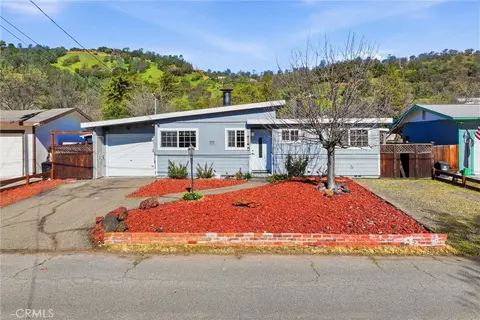 12762 Shoreview Dr, Clearlake Oaks, CA 95423