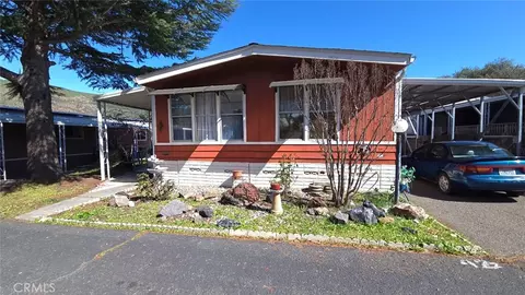 400 Sulphur Bank Dr #42, Clearlake Oaks, CA 95423
