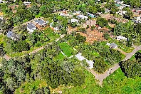 View/Area - 15560 20th Ave, Clearlake, CA 95422 photo 2 of 8