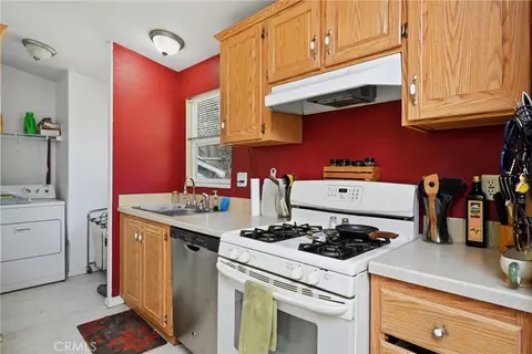 Kitchen - 15560 20th Ave, Clearlake, CA 95422 photo 2 of 3