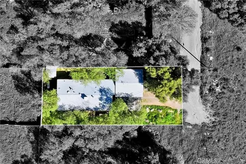 View/Area - 15560 20th Ave, Clearlake, CA 95422 photo 7 of 8