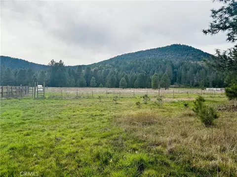 9505 Salmina Rd, Kelseyville, CA 95451