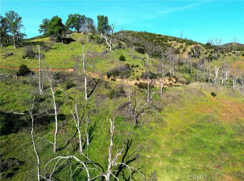 3515 Spring Valley Rd, Clearlake Oaks, CA 95423