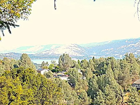 10450 Sunset Ridge Dr, Kelseyville, CA 95451