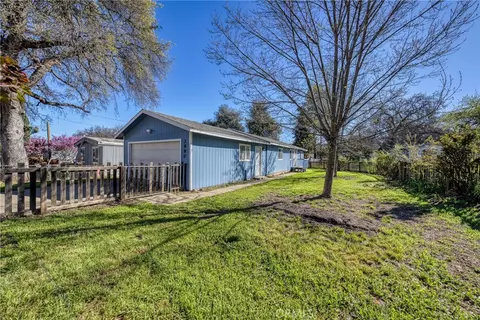 3990 Manchester Ave, Clearlake, CA 95422