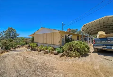 4369 Lakeview Ter, Lucerne, CA 95458