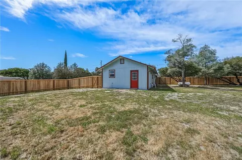 Exterior - 3426 4th St, Clearlake, CA 95422 photo 8 of 13