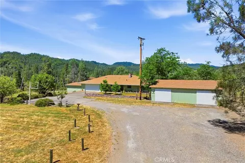 8155 Sulphur Creek Rd, Loch Lomond, CA 95461
