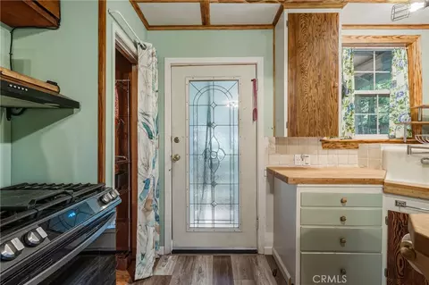 Entry Way - 16179 Madrone, Cobb, CA 95426 photo 1 of 3