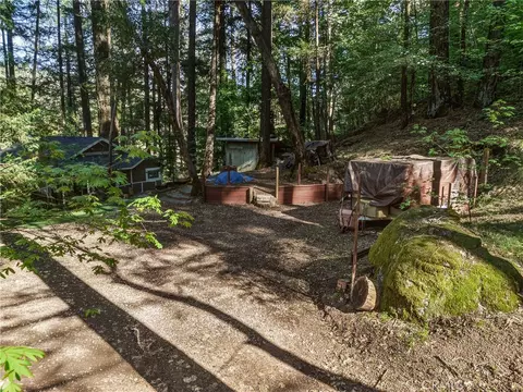 Exterior - 16179 Madrone, Cobb, CA 95426 photo 23 of 25