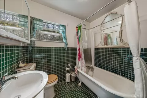 Bath - 16179 Madrone, Cobb, CA 95426 photo 1 of 2