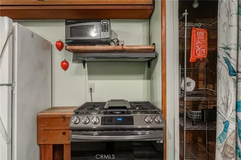 Kitchen - 16179 Madrone, Cobb, CA 95426 photo 6 of 6