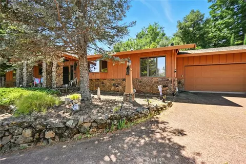 3663 Crestwood Dr, Kelseyville, CA 95451