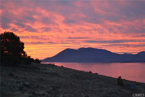 425 Lake Vis, Lakeport, CA 95453