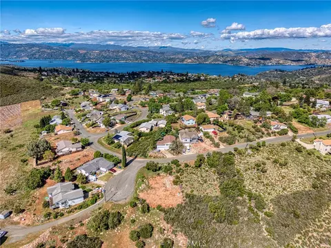 5657 Yuki Ct, Kelseyville, CA 95451