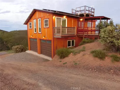 864 Watertrough Rd, Clearlake Oaks, CA 95423