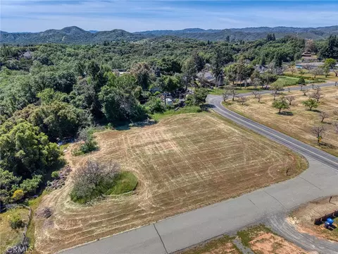 1755 Quail Ridge Rd, Lakeport, CA 95453