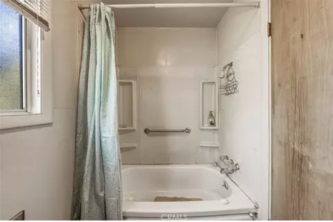 Bath - 3488 Boggs Ave, Nice, CA 95464 photo 1 of 2