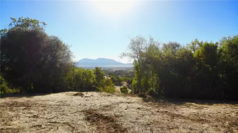 1985 Bastian Ct, Lakeport, CA 95453