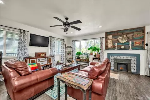 Living - 15314 Summit Blvd, Cobb, CA 95426 photo 1 of 2