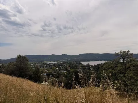 12446 Mountain Vw, Clearlake Oaks, CA 95423