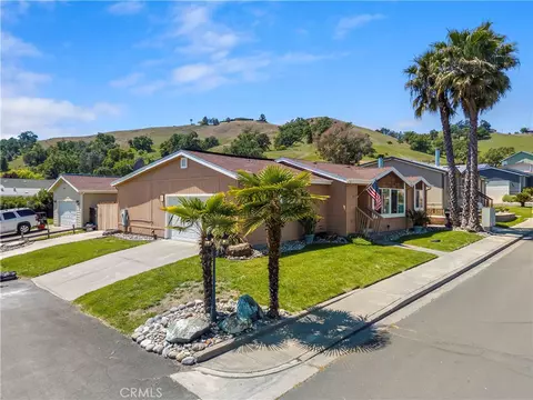 205 Island Vw, Lakeport, CA 95453