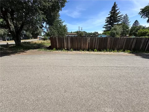 15225 Highland Ave, Clearlake, CA 95422 photo 4